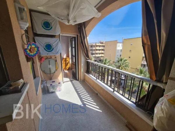 Venta de piso en Calle Puerto Rico, Guardamar del Segura
thumbnail 2