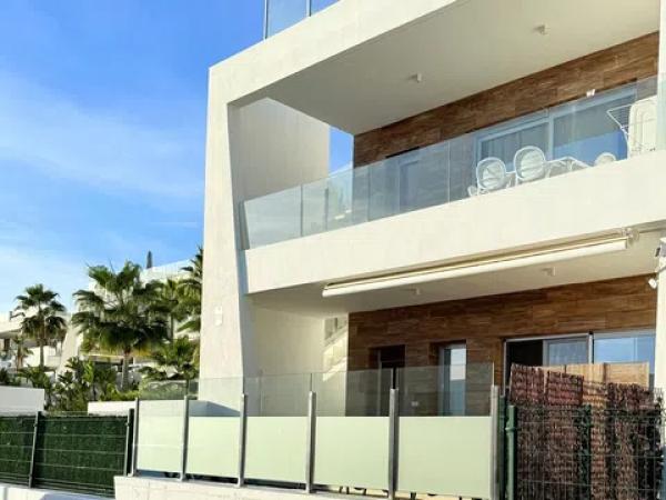 Venta de piso en Calle d'Equador, 4, Finestrat
 photo 1