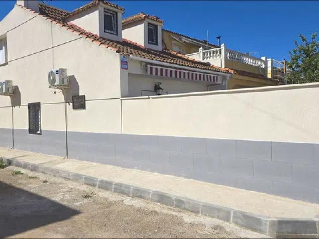 Venta de chalet independiente en Urbanización Torreta II, Torrevieja
photo 1