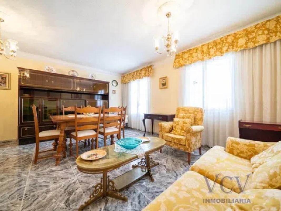 Venta de piso en Plaza de las Escuelas, Alicante / Alacant
photo 4