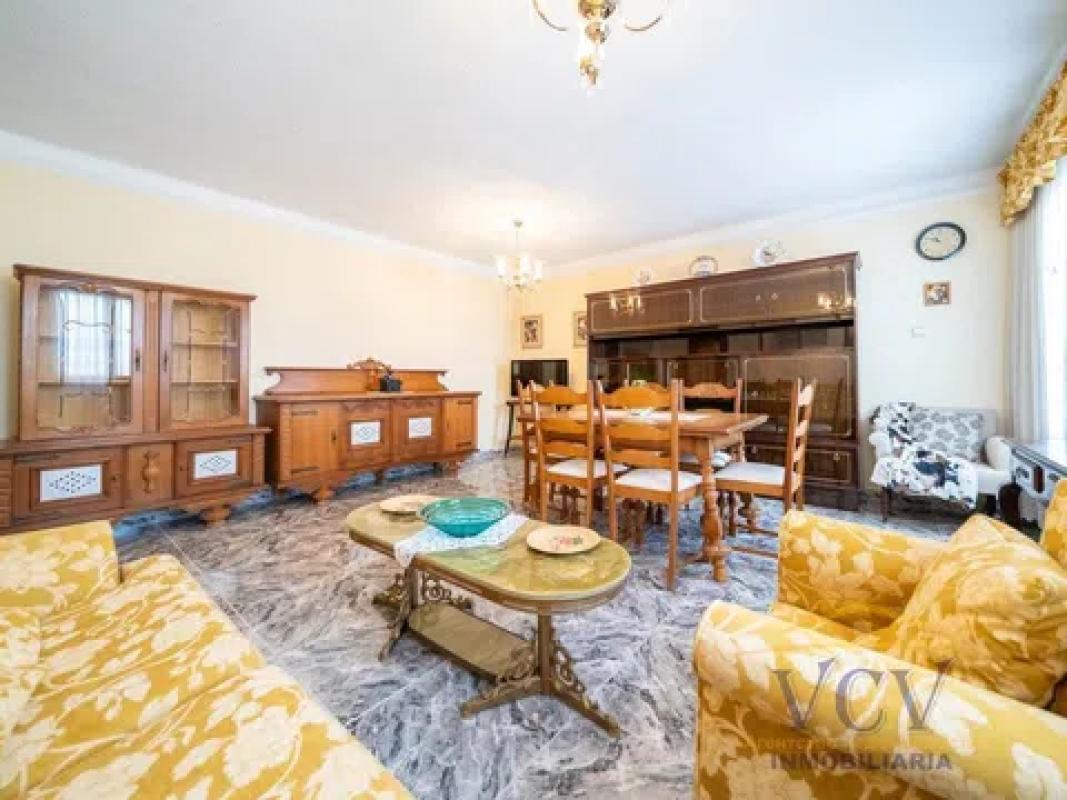 Venta de piso en Plaza de las Escuelas, Alicante / Alacant
photo 5