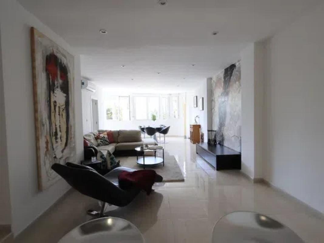 Venta de piso en Barrio Centro - Muelle Pesquero, Torrevieja
photo 2