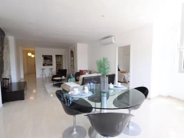 Venta de piso en Barrio Centro - Muelle Pesquero, Torrevieja
 photo 3