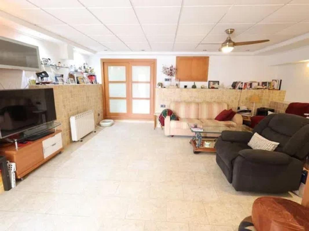 Недвижимость на продажу и в аренду в Испании photo 3