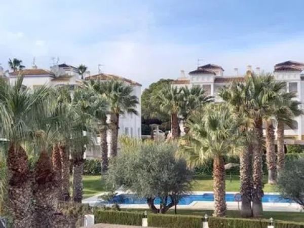 Sprzedaż mieszkania w Barrio Villamartín, Orihuela
photo 1
