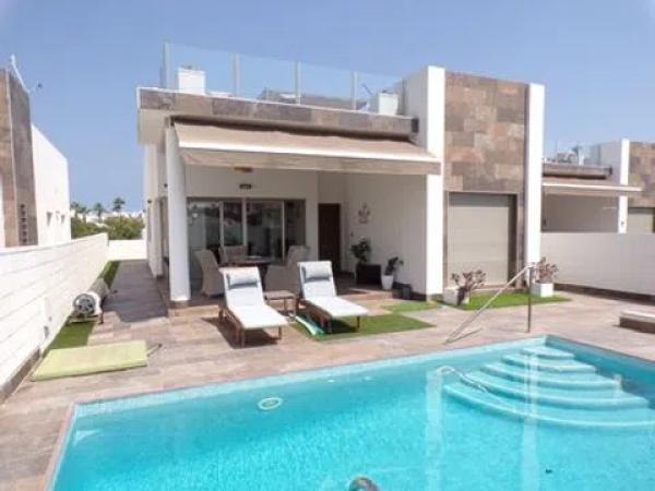 Casa independiente photo 1