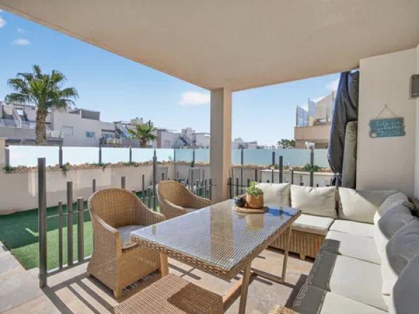 Sprzedaż mieszkania w Barrio Parque Acuático - Sector 25, Torrevieja
photo 1