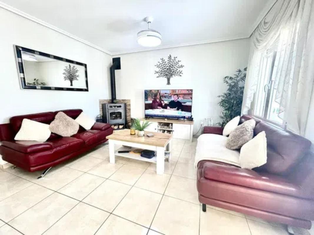 Продажа отдельного шале в  Barrio Villamartín, Ориуэла photo 4