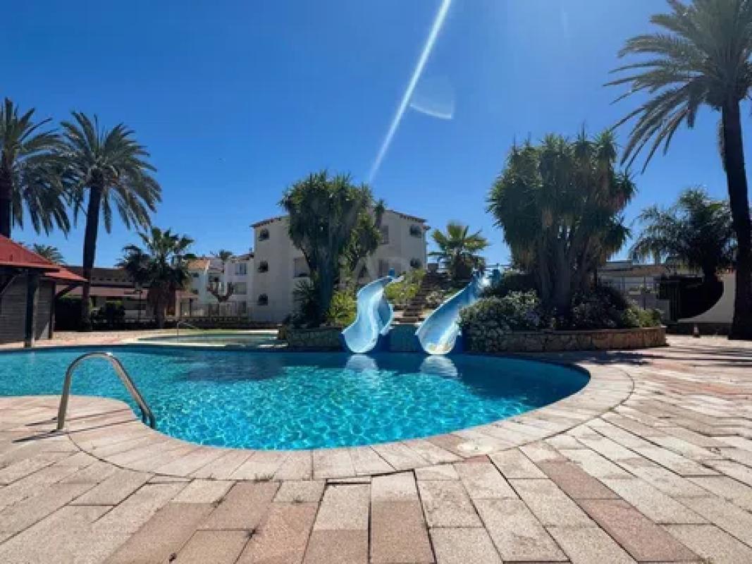 Venta de chalet adosado en Centro Urbano , Denia photo 2
