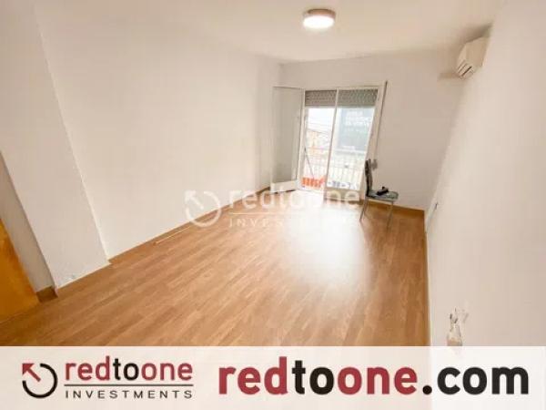 Sale of flat in Barrio Carolinas Altas, Alicante
 photo 1