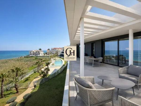 Duplex en venta en Calle Mar Càspia, 38, Denia photo 1