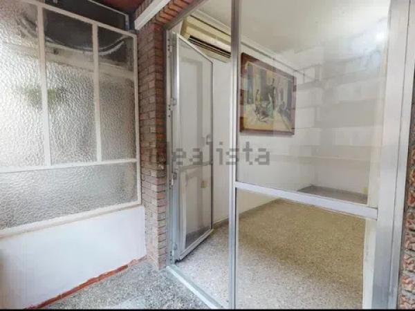 Sale of flat in Barrio Ensanche-Diputación, Alicante
 photo 4
