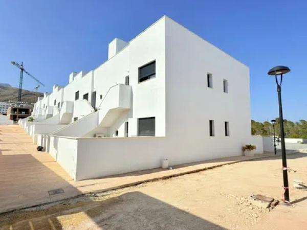 Chalet adosado photo 2