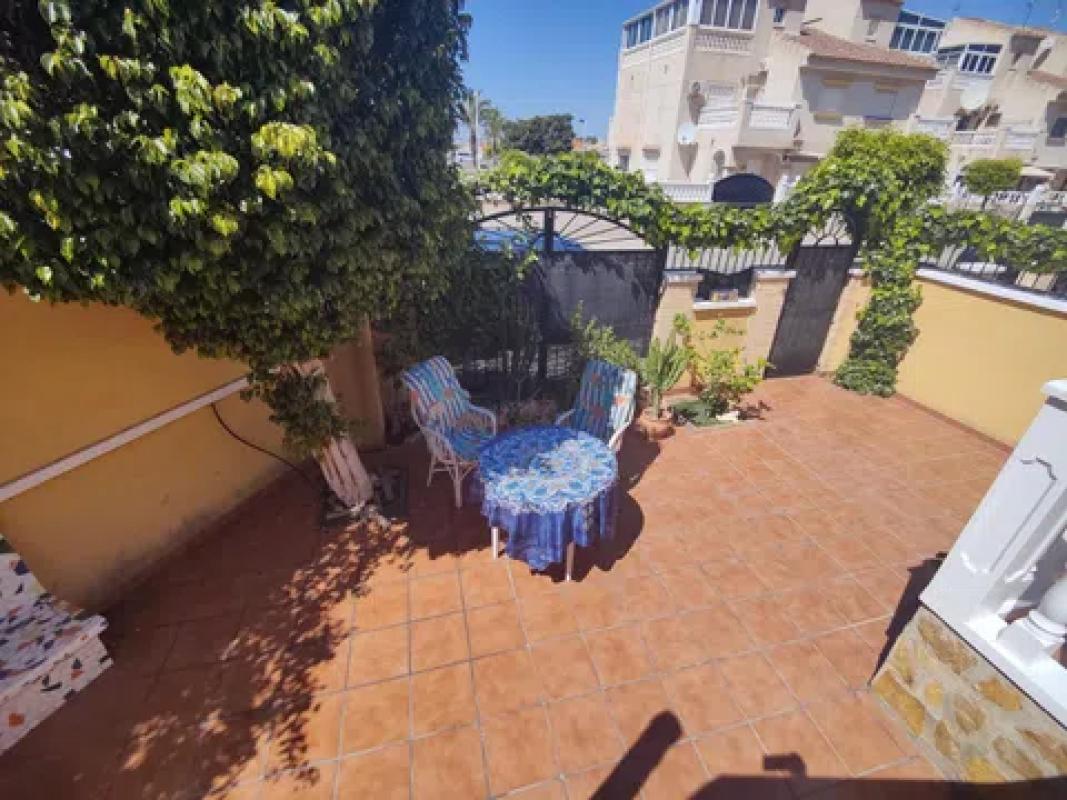 Venta de chalet adosado en HONDO EL , Torrevieja photo 1