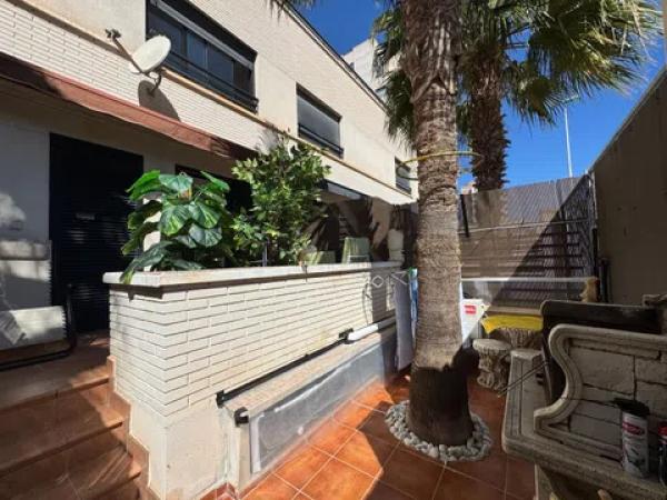 Venta de piso en ALC ROSALINO PEREZ HDEZ, 13, Guardamar del Segura
 photo 4