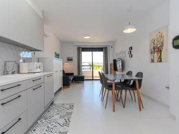 Venta de piso en Centro, San Miguel de Salinas
thumbnail 1