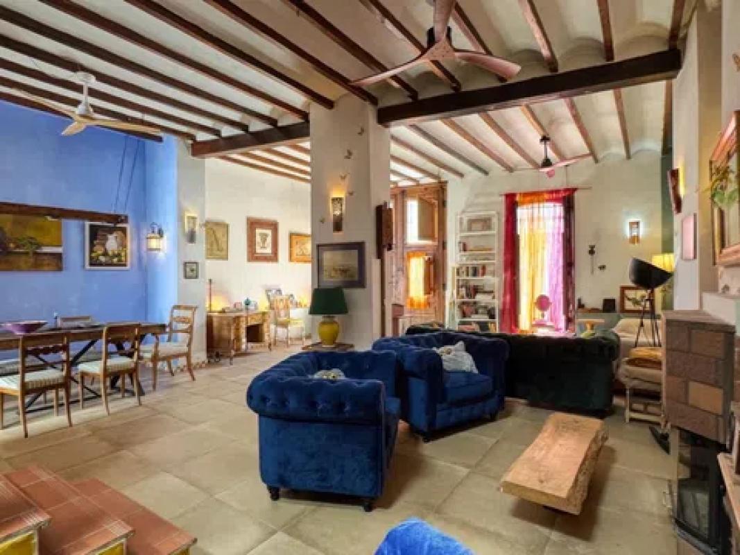 Properties for sale and rent in Spain photo 2