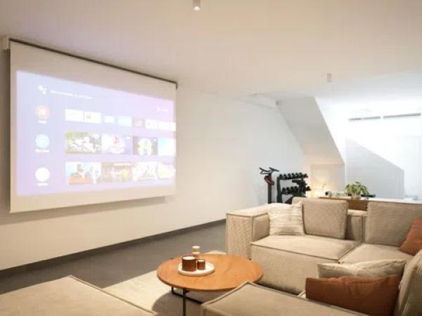 Chalet adosado en avenida de Noruega thumbnail 2