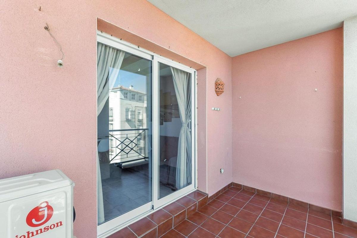 Venta de piso en Avenida Roentgen, Torrevieja
 photo 5