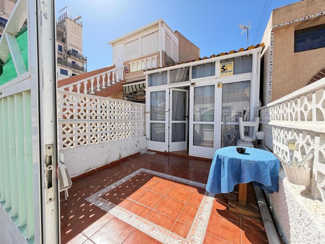 Продажа таунхауса в Calle Marcelina , Торревьеха photo 2
