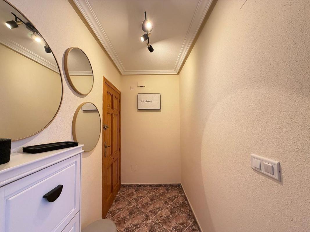 Sale of apartment in Calle Capitán García Gea, Torrevieja
 photo 3