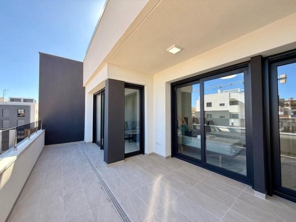 Ático en venta en Calle Lagos de Covadonga, 202, Orihuela thumbnail 2