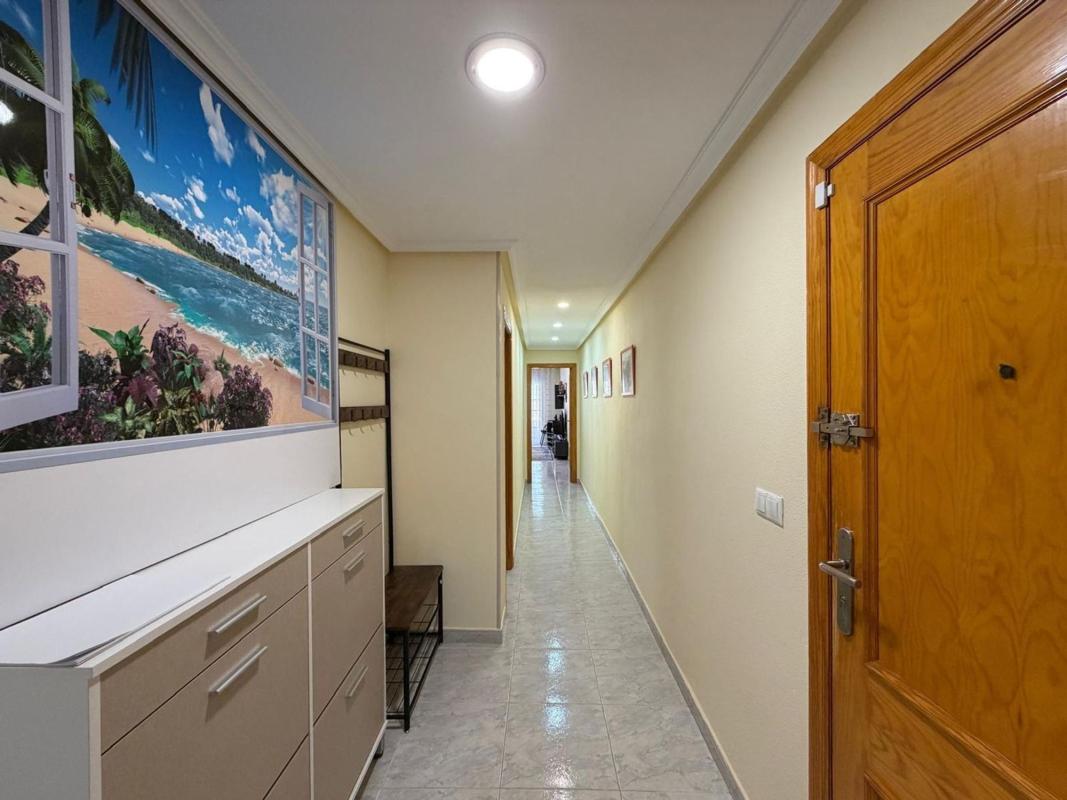 Продажа квартиры на Calle Goleta, Торревьеха
photo 3