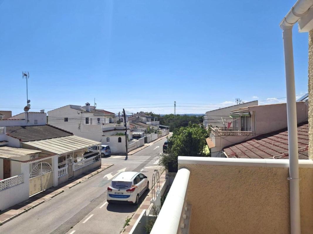 Sprzedaż szeregowego domku w  Barrio La Siesta - El Salado - Torreta , Torrevieja photo 5
