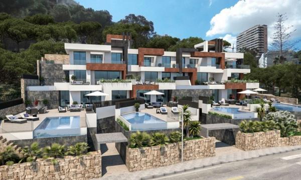 Ático en venta en Playa de Poniente, Benidorm thumbnail 1