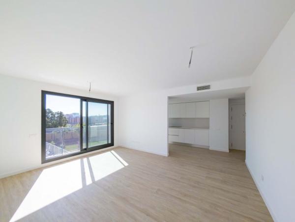 Sale of flat in Barrio Paus, Alicante
 photo 3