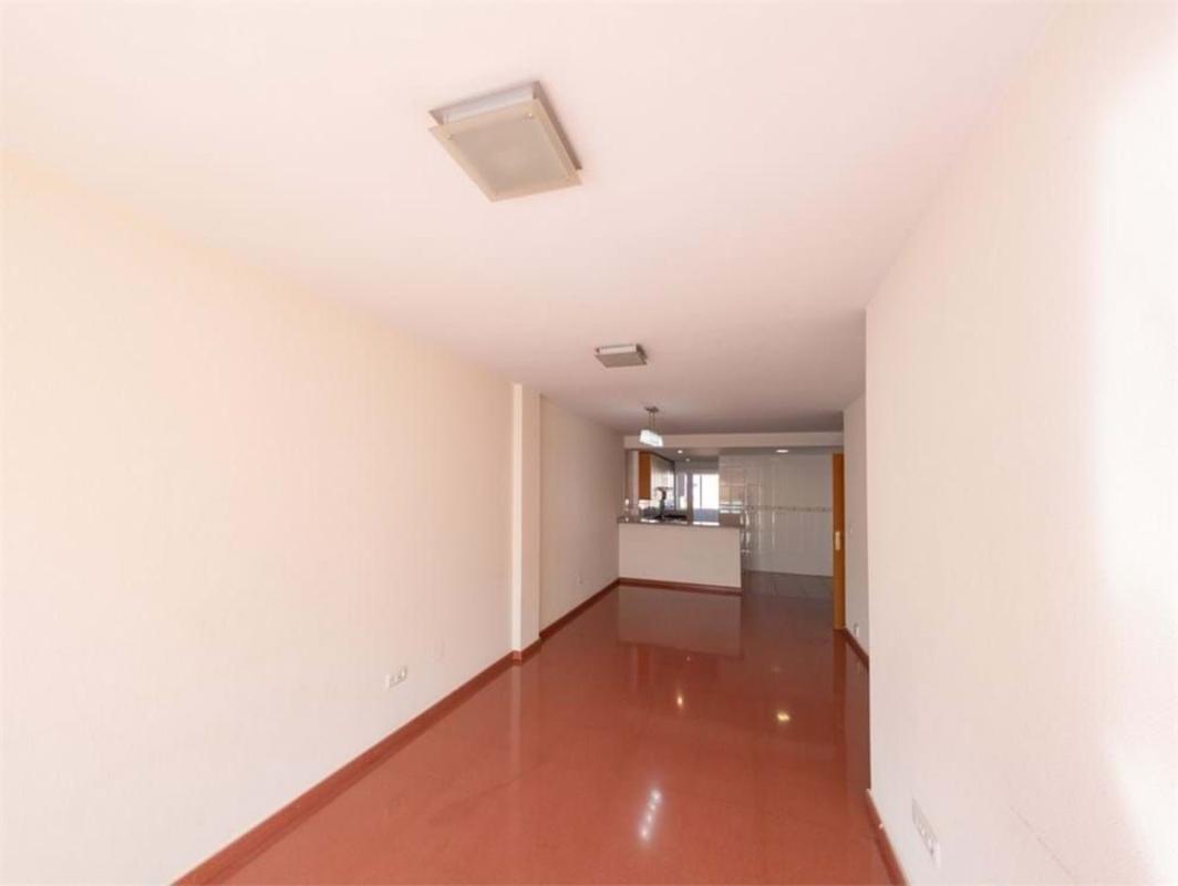 Продажа квартиры на Barrio Carolinas Altas, Аликанте / Алакант
photo 3