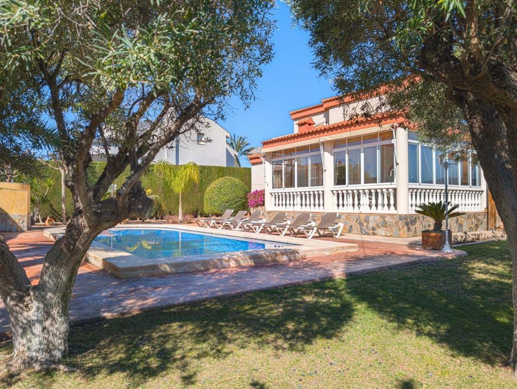 Venta de chalet independiente en Valle del Sol - Rio Park, Mutxamel
photo 2