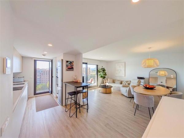 Sale of flat in Barrio Paus, Alicante
 photo 1