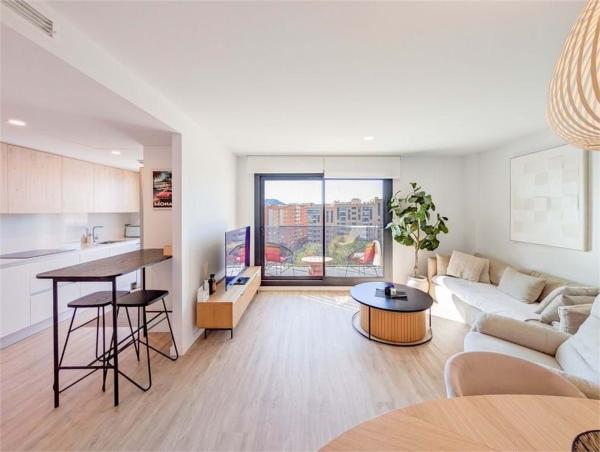 Sale of flat in Barrio Paus, Alicante
 photo 4