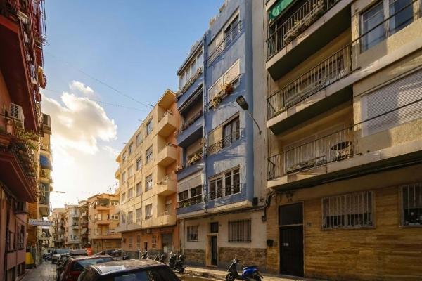 Sale of flat in Barrio Campoamor, Alicante
 photo 1