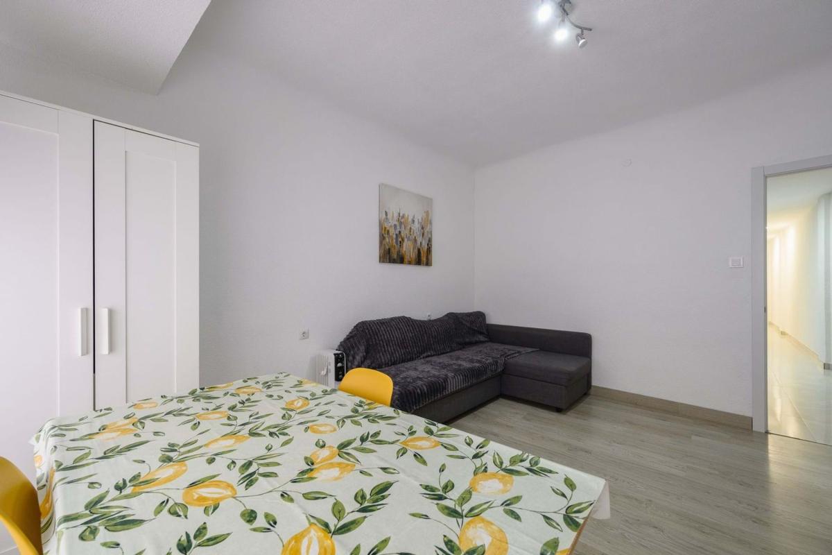 Venta de piso en Barrio Campoamor, Alicante / Alacant
photo 3