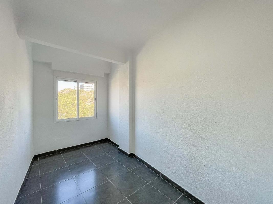 Sale of apartment in Centro, Santa Pola
 photo 5