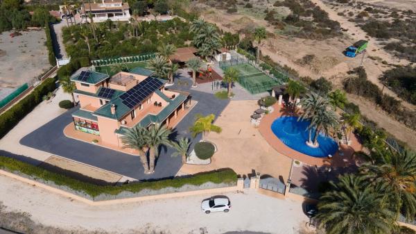 Independent chalet for sale in Alzabares, Elche / Elx
 photo 4