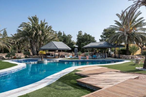 Independent chalet for sale in Las Bayas-Asprillas, Elche / Elx
thumbnail 2