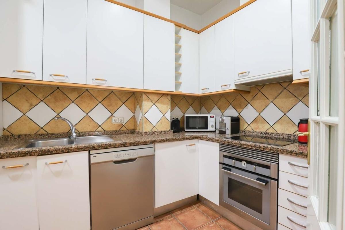 Venta de piso en Barrio Centro Tradicional, Alicante / Alacant
photo 5