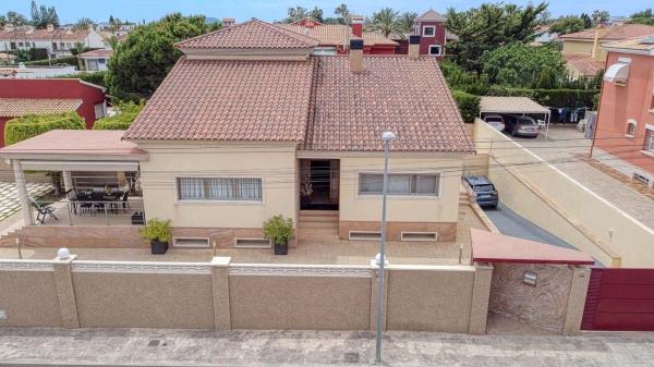 Independent chalet for sale in La Font - Mezquitas, San Juan de Alicante
 photo 3