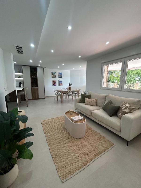 Продажа квартиры на Calle Doña Sinforosa, 1, Торревьеха
photo 2
