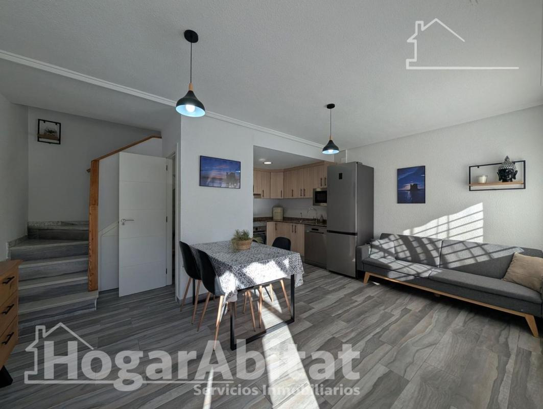 Sale of townhouse in  Calle Biar , Santa Pola photo 2