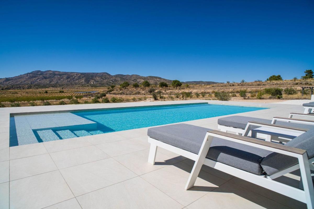 Venta de chalet independiente en Calle Petrer, Pinoso
 photo 5