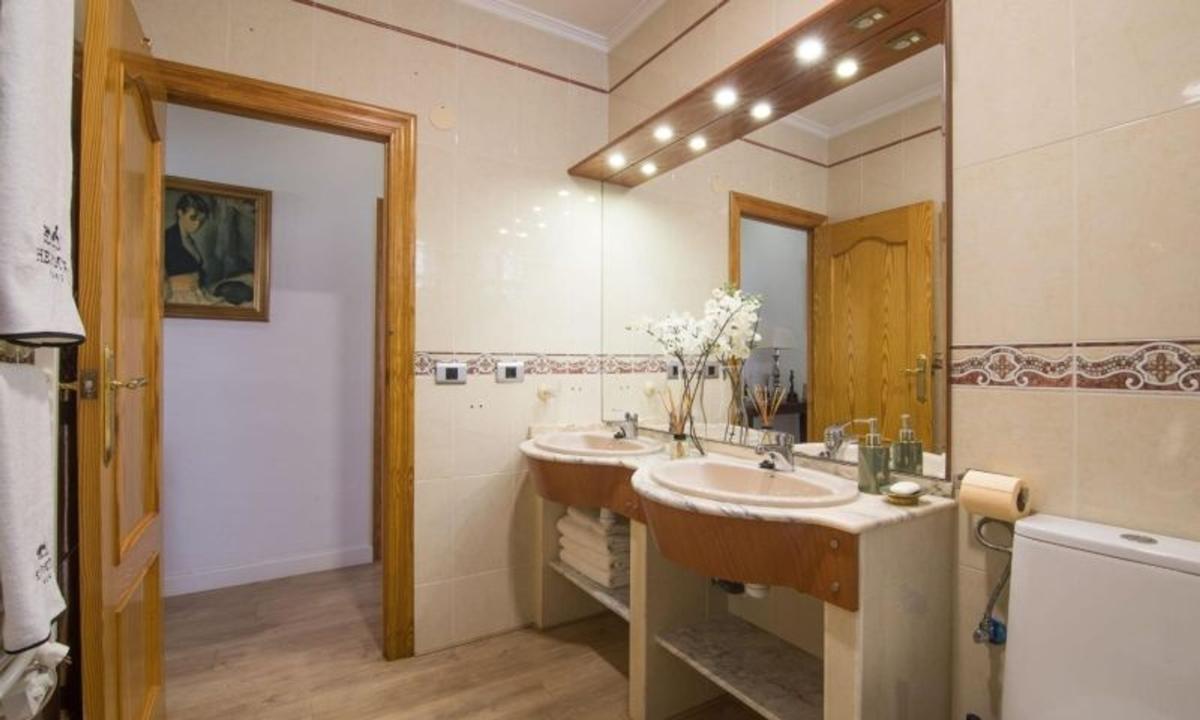 Properties for sale and rent in Spain photo 5