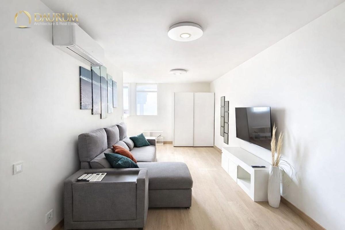 Sale of apartment in Calle de Viena, Benidorm
photo 5