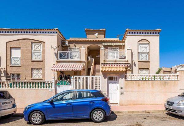 Independent chalet for sale in Barrio Aguas Nuevas, Torrevieja
 photo 1