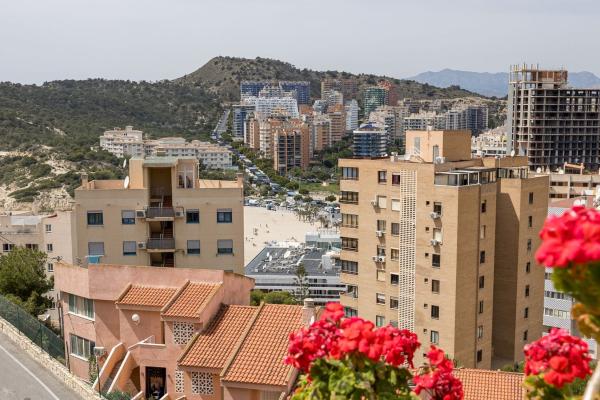 Sale of flat in Playa de Poniente, Benidorm
thumbnail 1