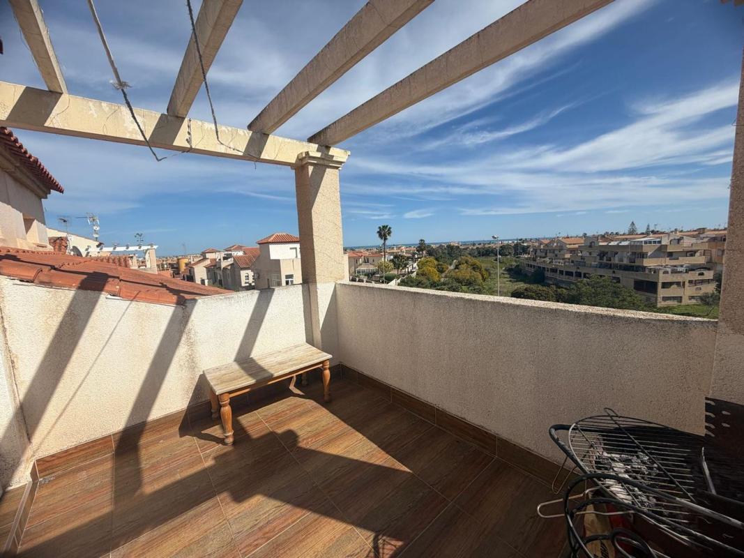 Venta de piso en Calle Guapiles, Orihuela
 photo 3