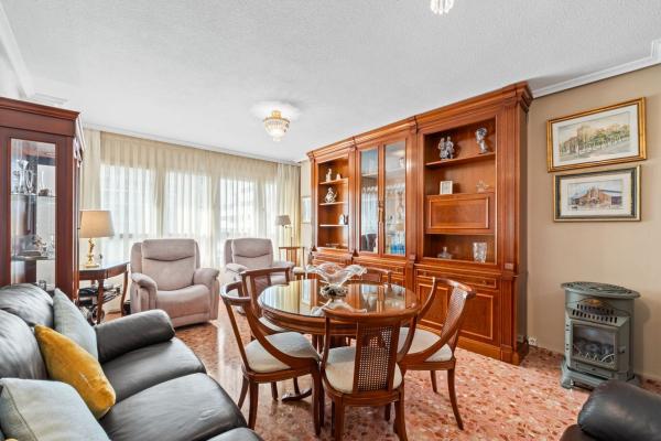 Продажа квартиры на Avenida Catedratico Soler, 24, Аликанте / Алакант
 photo 2